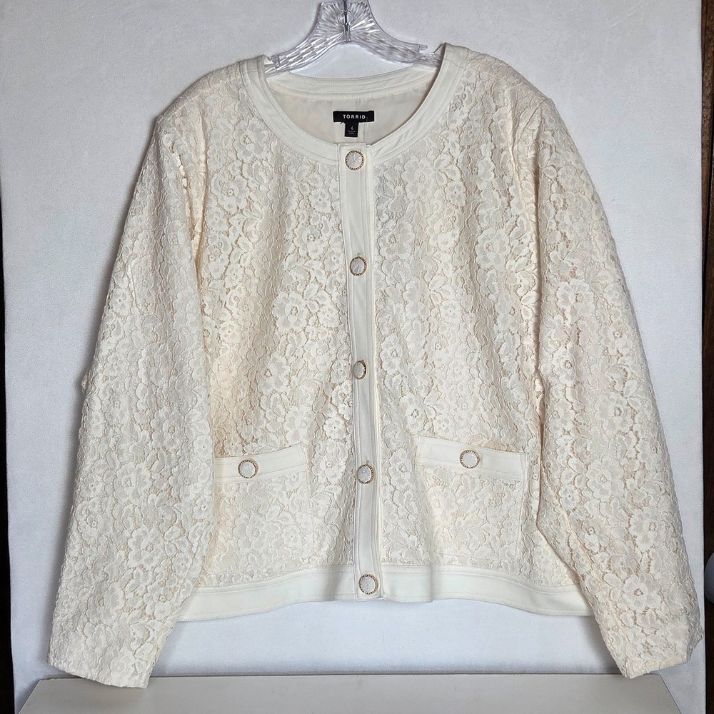 NWT Torrid Whisper White Lace Ponte Button Up Lady Jacket Size 4 Career Office